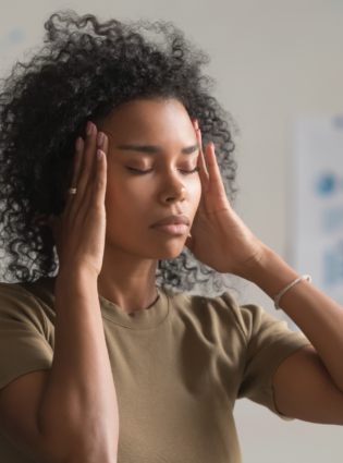 Burnout ou menopausa? Muitas mulheres dizem que já não conseguem diferenciar