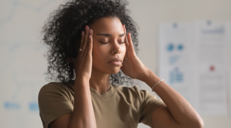 Burnout ou menopausa? Muitas mulheres dizem que já não conseguem diferenciar