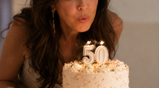 MENINA, MOÇA, MULHER, MATERNIDADE… MENOPAUSA, E AGORA?!